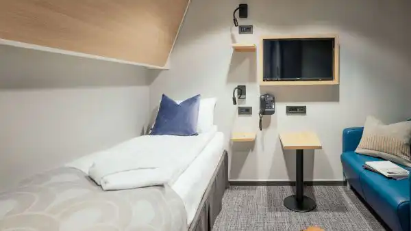 I interior
