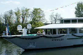 维瓦尔第号 (Ms Vivaldi)