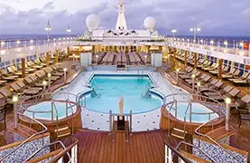 七海航行者号 (Seven Seas Voyager)