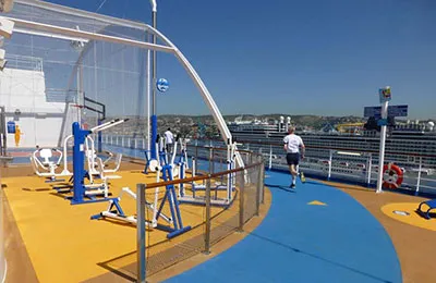 邮轮图片 {notti} 嘉年华微风号 (Carnival Breeze ®)