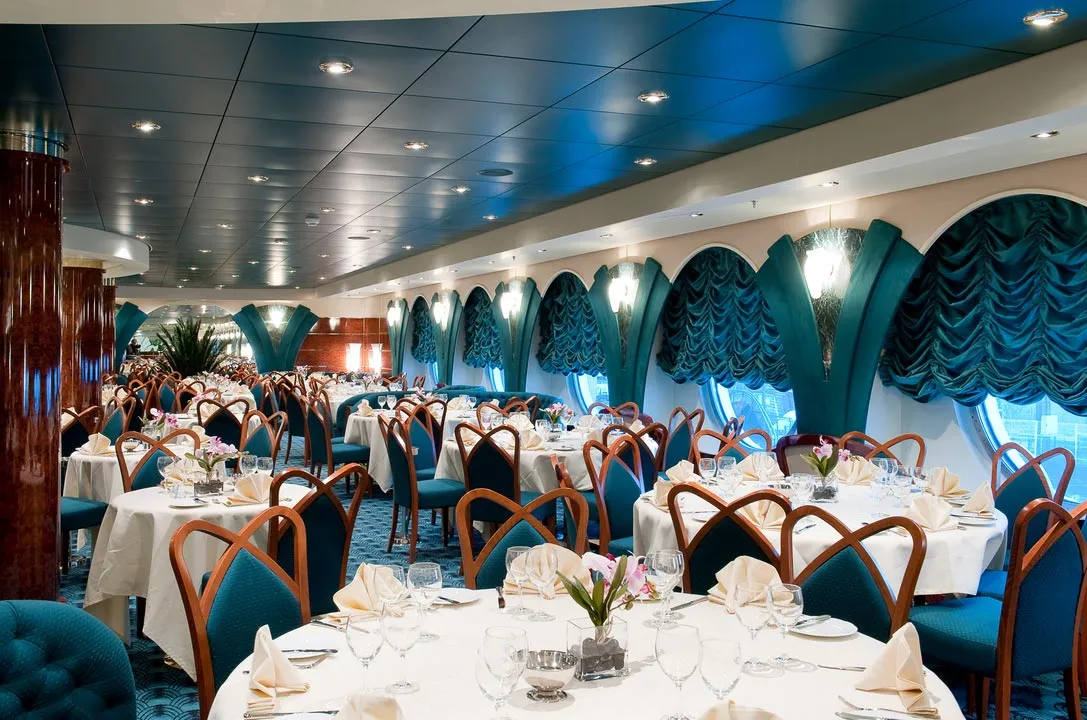 邮轮图片 {notti} 地中海邮轮华丽号（MSC Magnifica）