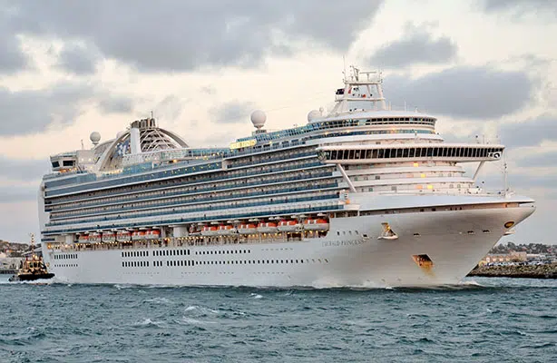邮轮船只图片 翡翠公主号（Emerald Princess）