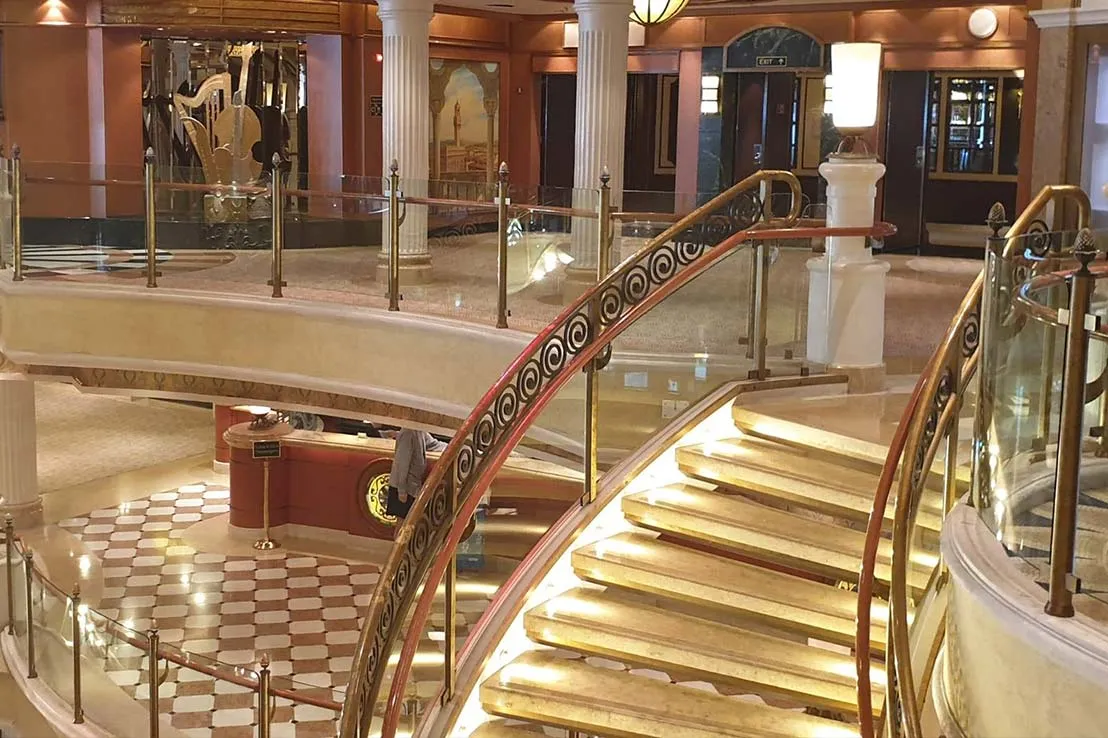 邮轮图片 {notti} 翡翠公主号（Emerald Princess）