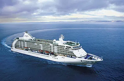 邮轮船只图片 七海航行者号 (Seven Seas Voyager)