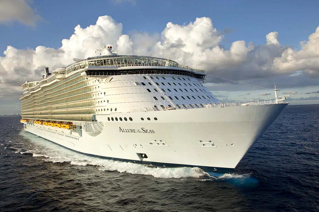 邮轮船只图片 海洋魅丽号（Allure of the Seas)