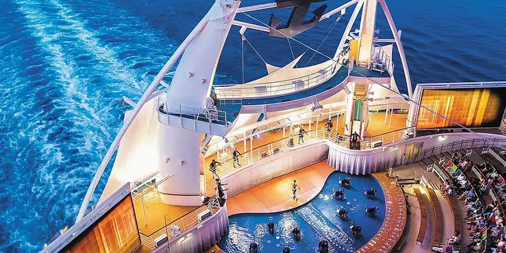 邮轮图片 {notti} 海洋光辉号（Brilliance of the Seas）