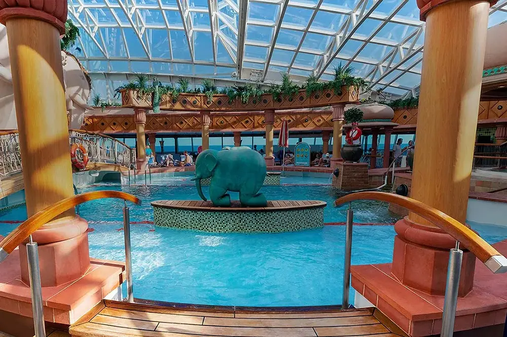邮轮图片 {notti} 海洋光辉号（Brilliance of the Seas）