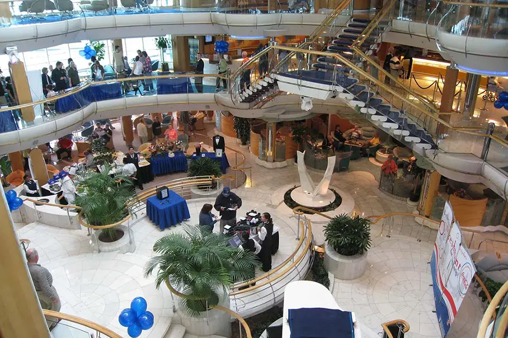 邮轮图片 {notti} 海洋富丽号（Grandeur of the Seas）
