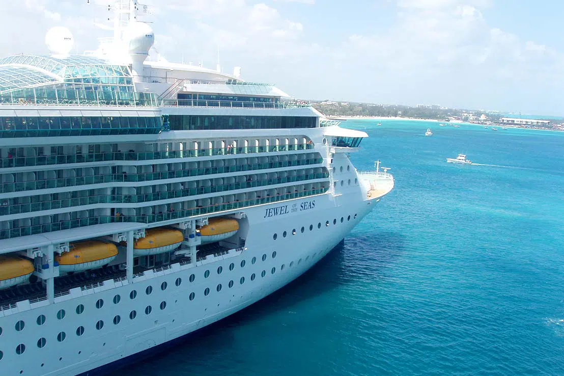 邮轮图片 {notti} 海洋珠宝号（Jewel of the Seas）