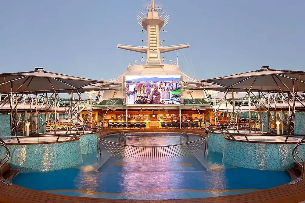 邮轮图片 {notti} 海洋珠宝号（Jewel of the Seas）