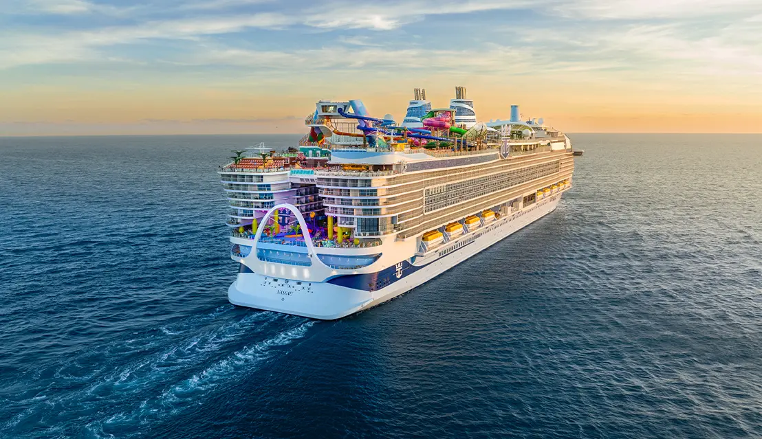邮轮船只图片 海洋神话号 (Legend  Of The Seas)