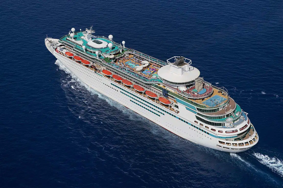 邮轮图片 {notti} 海洋帝王号 (Majesty  Of The Seas)