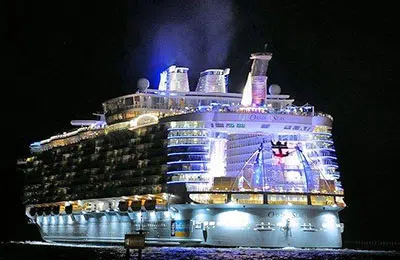 邮轮船只图片 海洋绿洲号(Oasis of the Seas)