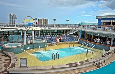 邮轮图片 {notti} 海洋旋律号（Serenade of the Seas）