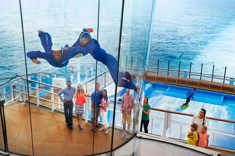 邮轮图片 {notti} 海洋光谱号（Spectrum of the Seas）