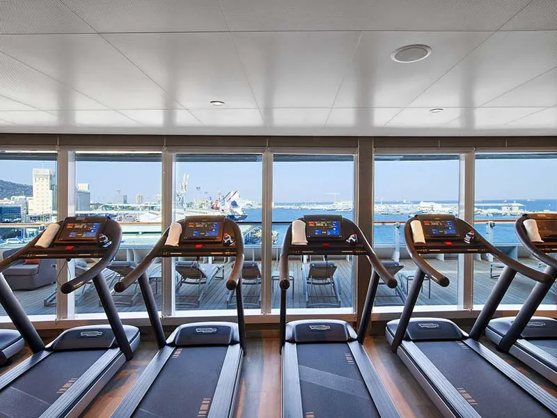 邮轮图片 {notti} 世邦凯旋号 (Seabourn Ovation)