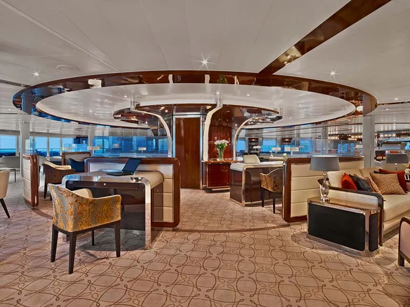 邮轮图片 {notti} 世邦凯旋号 (Seabourn Ovation)