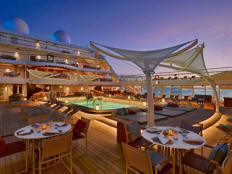 邮轮图片 {notti} 世邦凯旋号 (Seabourn Ovation)